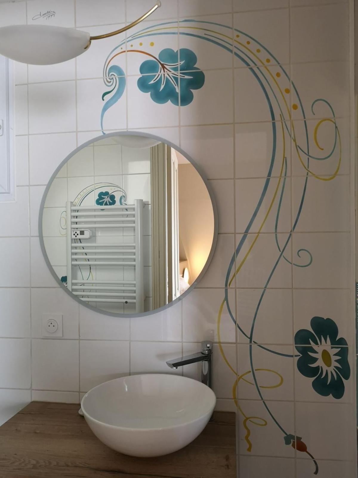 Bed and Breakfast Les Visages Des Tournelles Reims Exterior foto